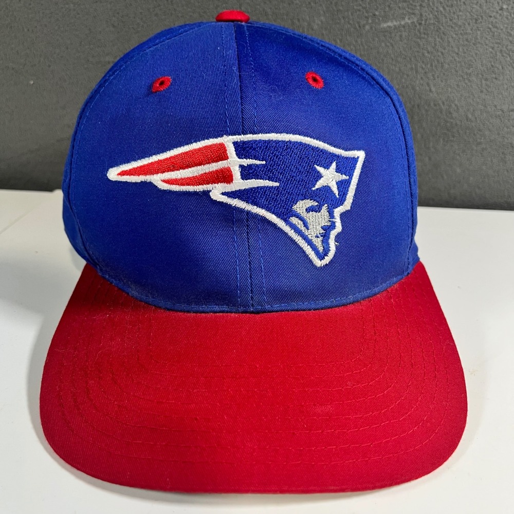 Vintage New England Patriots Hat Twins Enterprise Snapback Blue Red NFL Logo